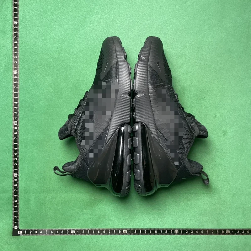 Nike Air Max 270 Sneakers