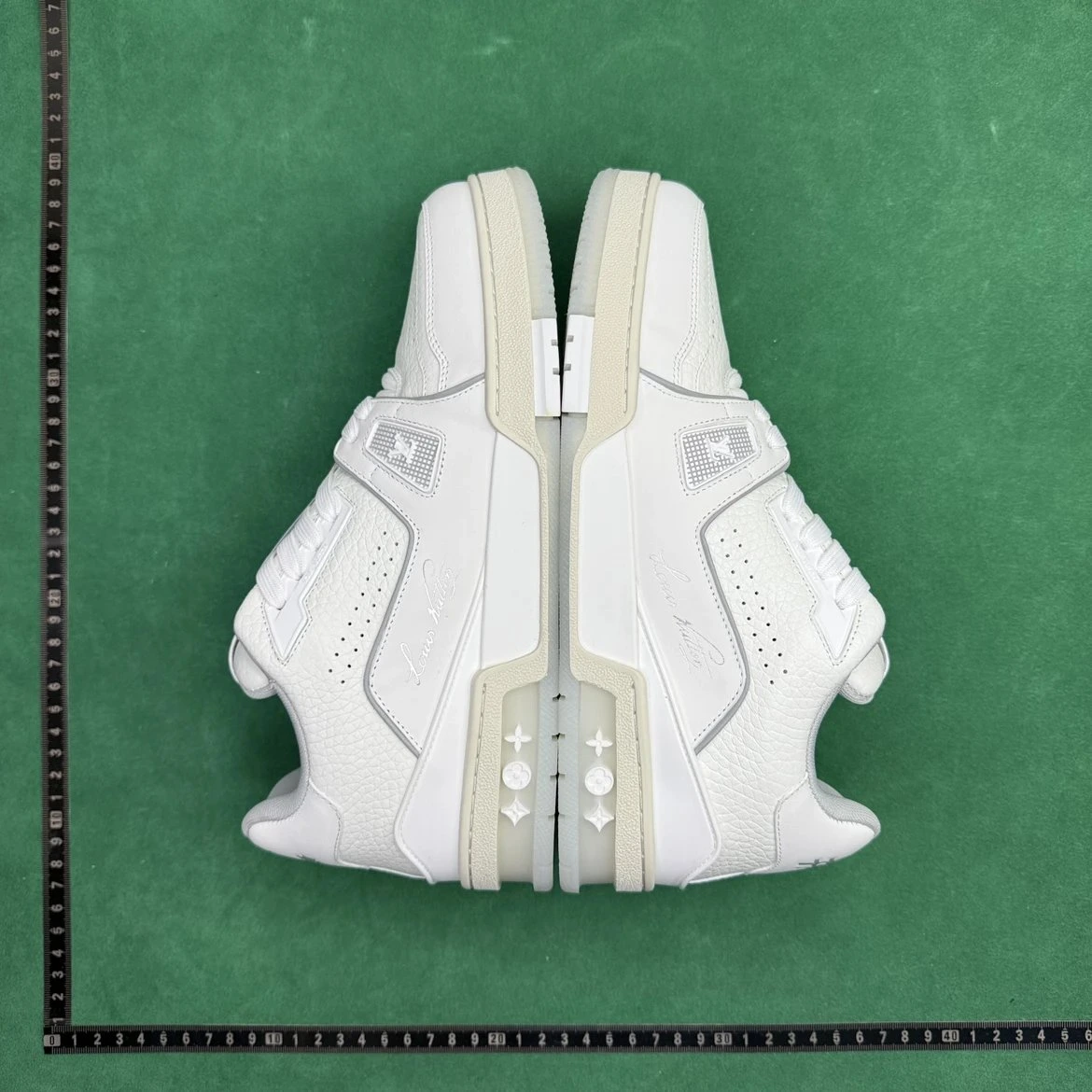 Louis Vuitton LV Trainer Sneakers