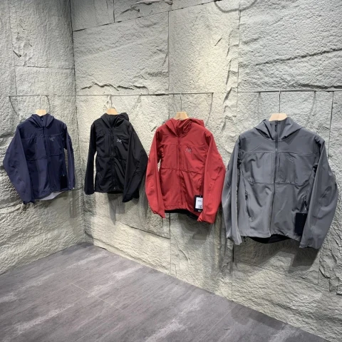 Arc'teryx Alpha SL Hooded Softshell Jacket