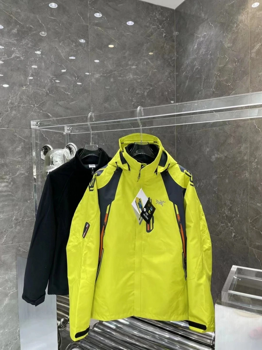Arc'teryx Alpha SV Hardshell Jacket