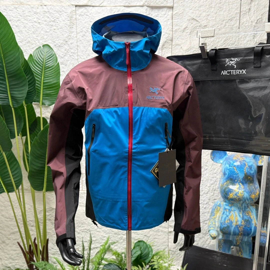 Arc'teryx Alpha SV Outdoor Shell Jacket